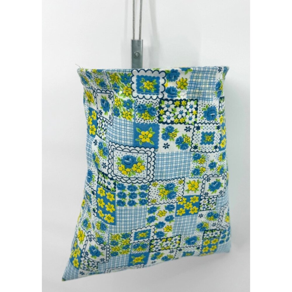 Vintage Floral Clothes Pin Bag With Metal Hook Clothesline Laundry
